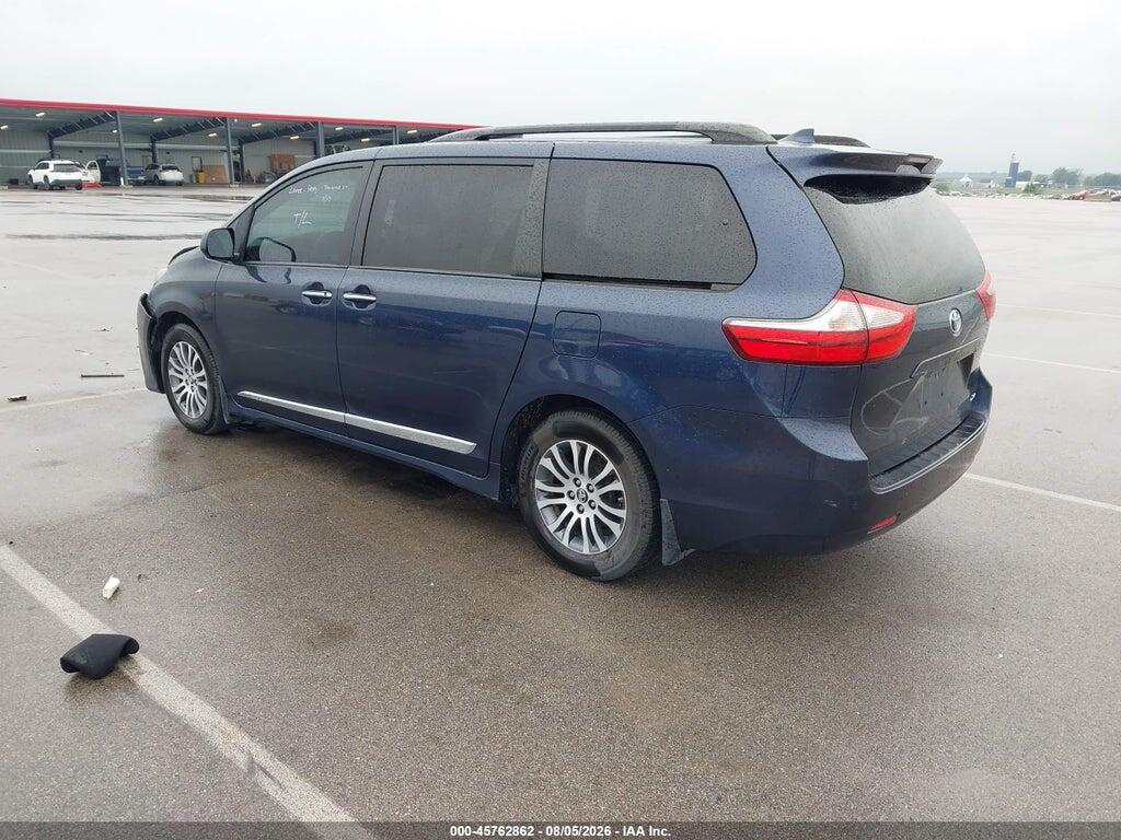 5TDYZ3DC4JS922574 2018 TOYOTA SIENNA photo no. 3