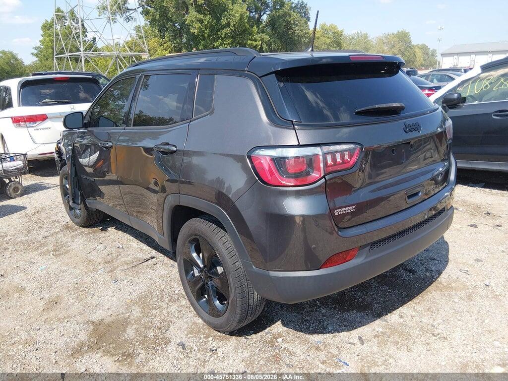 3C4NJCBB3JT358930 2018 JEEP COMPASS photo no. 3