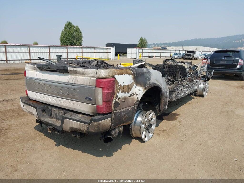1FT8W3BT1JEC96886 2018 FORD F-350 photo no. 3