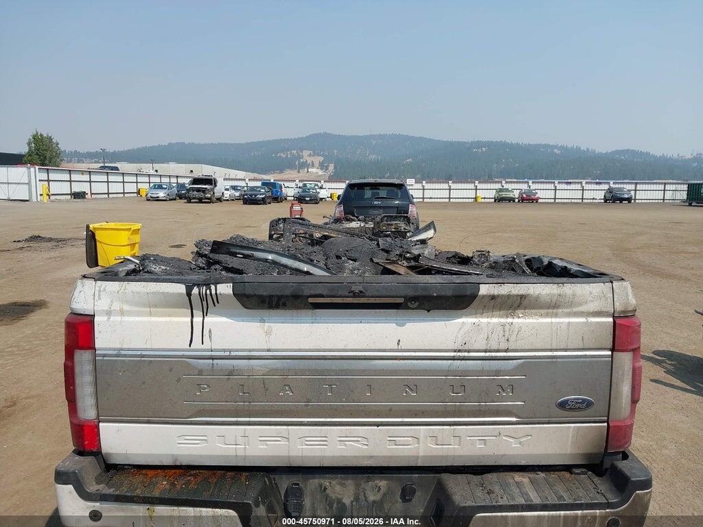 1FT8W3BT1JEC96886 2018 FORD F-350 photo no. 8