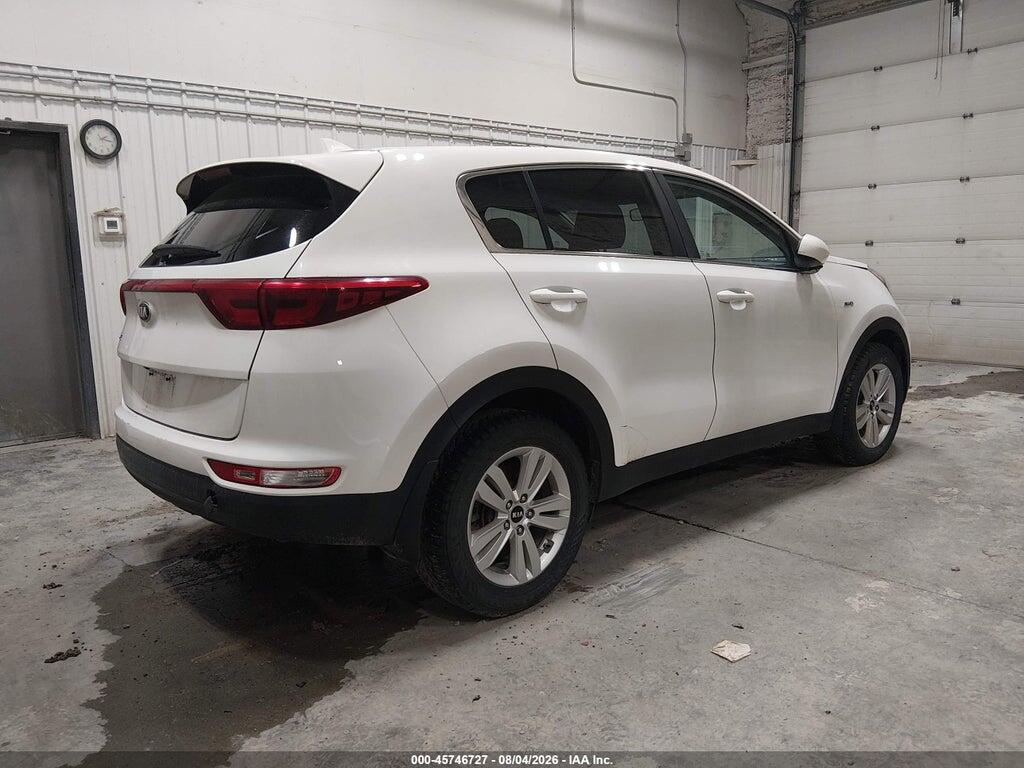 KNDPMCAC3J7473056 2018 KIA SPORTAGE photo no. 4