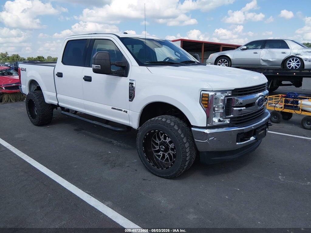 1FT7W2BT5JEB38301 2018 FORD F-250 photo no. 1