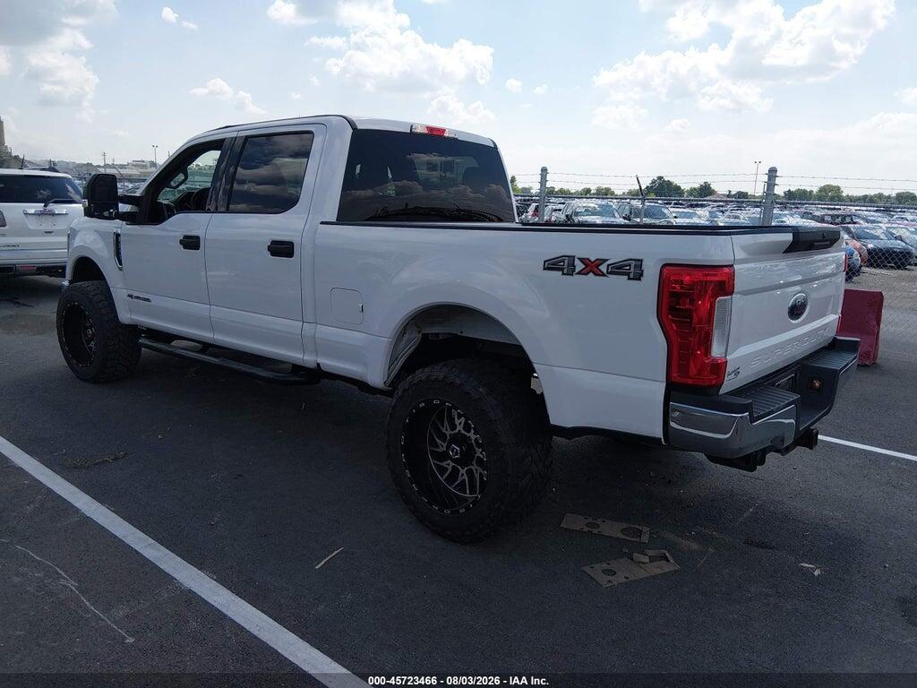 1FT7W2BT5JEB38301 2018 FORD F-250 photo no. 3