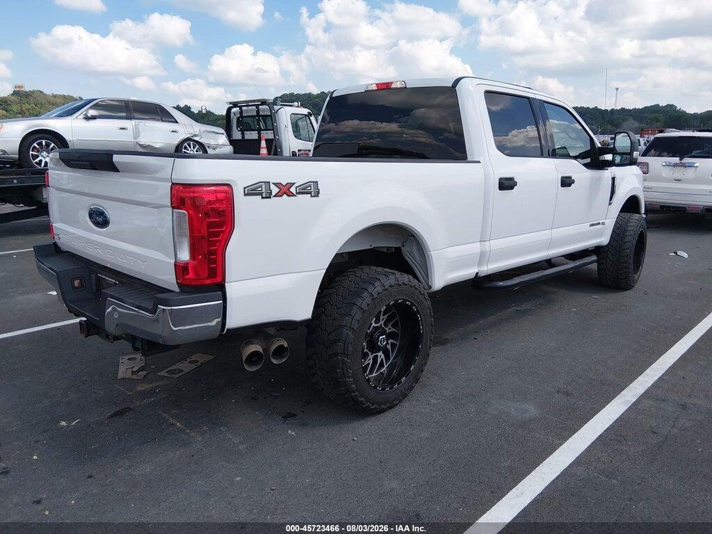 1FT7W2BT5JEB38301 2018 FORD F-250 photo no. 4