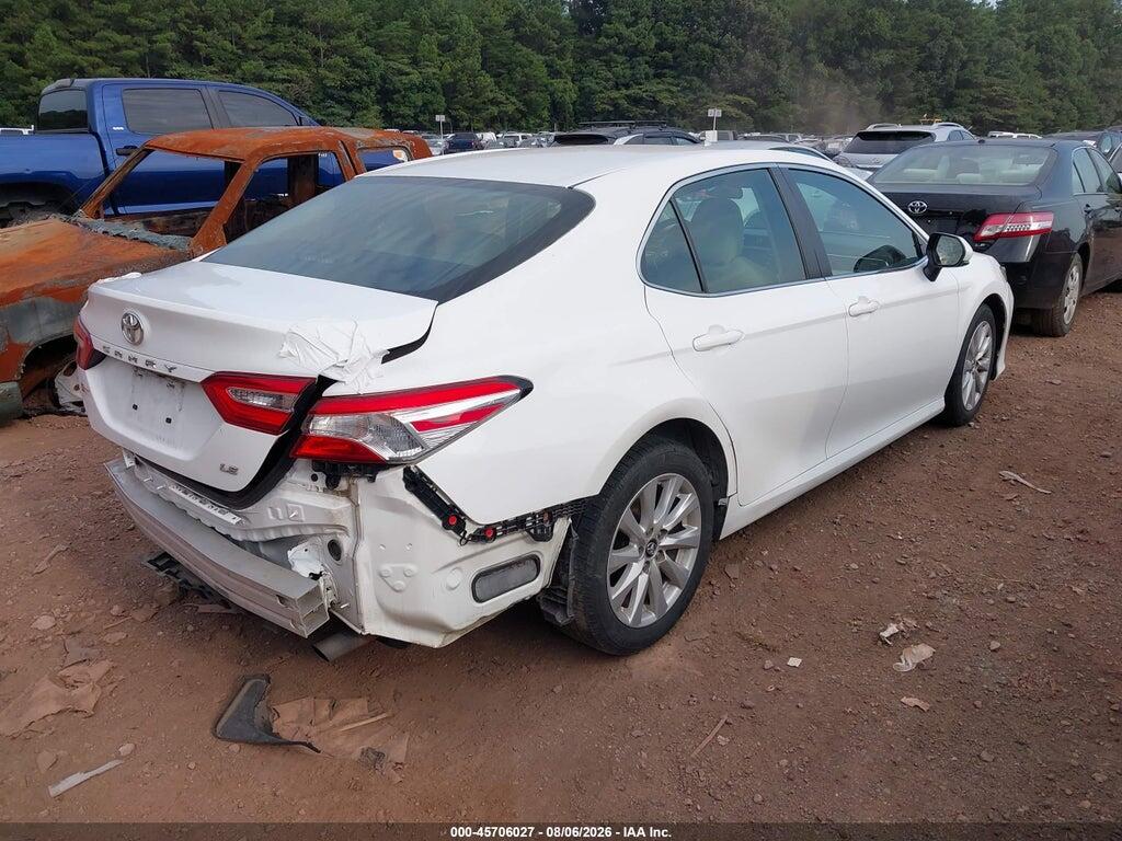4T1B11HK2JU140610 2018 TOYOTA CAMRY photo no. 4