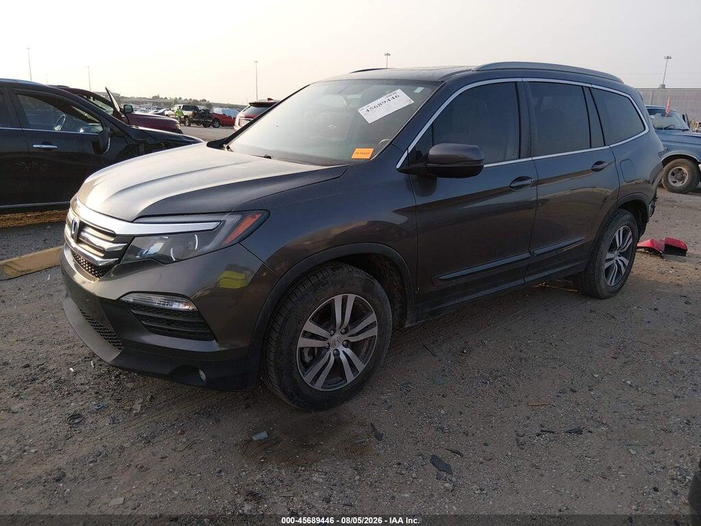 5FNYF5H78JB020659 2018 HONDA PILOT photo no. 2