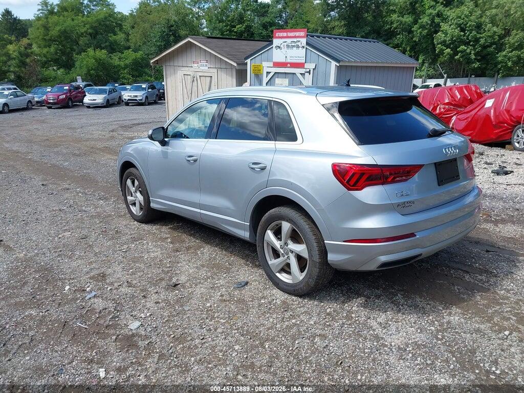 WA1AECF38K1075495 2019 AUDI Q3 photo no. 3