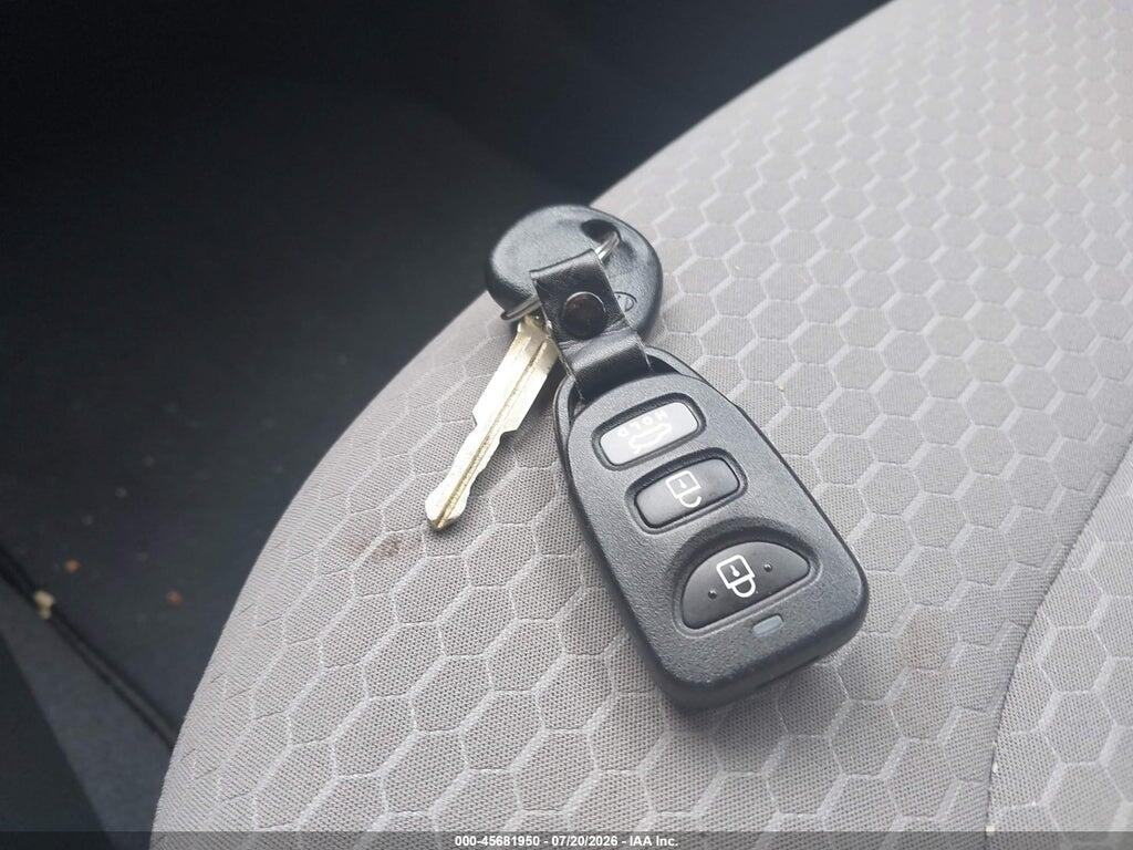 5NPD74LF2KH492783 2019 HYUNDAI ELANTRA photo no. 11