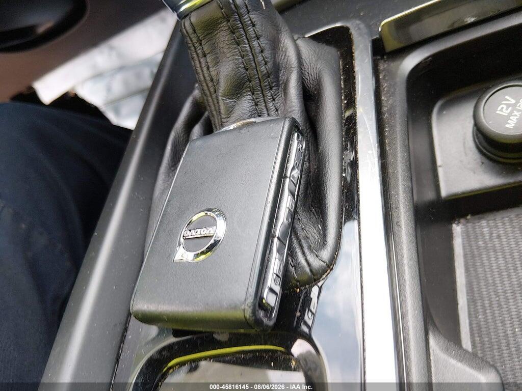 LYV102DK7KB219412 2019 VOLVO XC60 photo no. 11