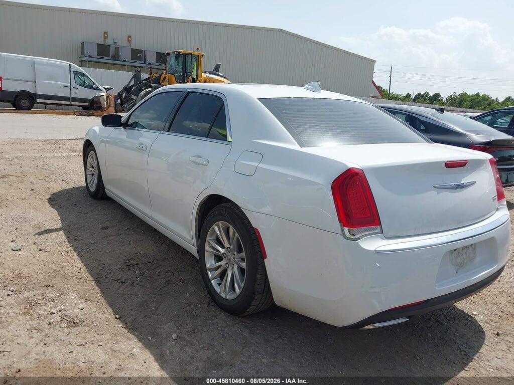 2C3CCAAG0KH542417 2019 CHRYSLER 300 photo no. 3