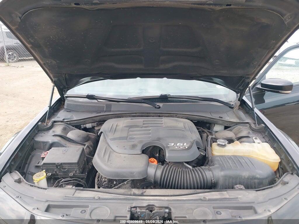 2C3CCABG7KH590883 2019 CHRYSLER 300 photo no. 10