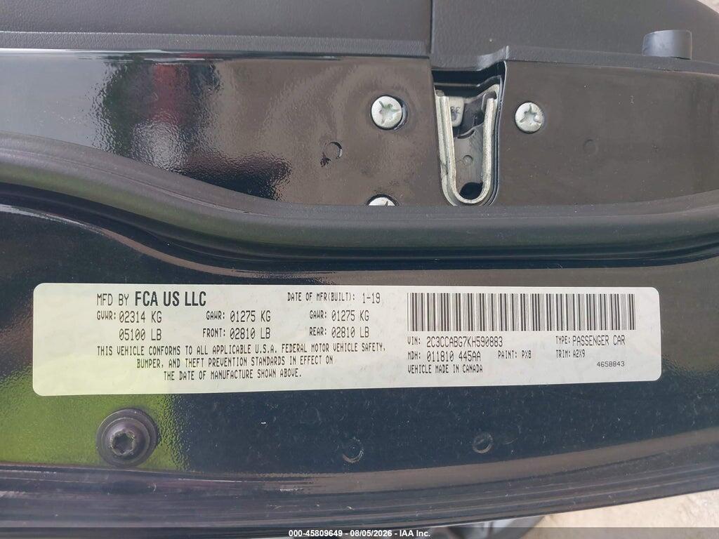 2C3CCABG7KH590883 2019 CHRYSLER 300 photo no. 9