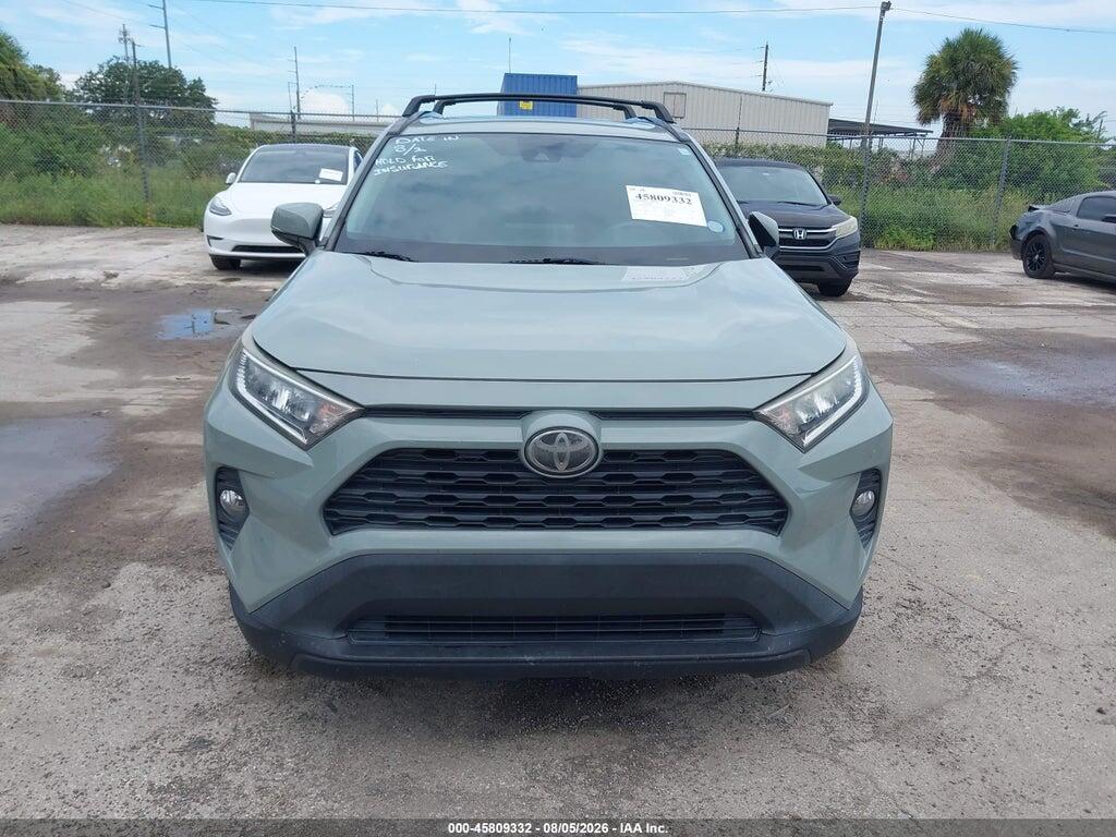 2T3W1RFV1KC002807 2019 TOYOTA RAV4 photo no. 12