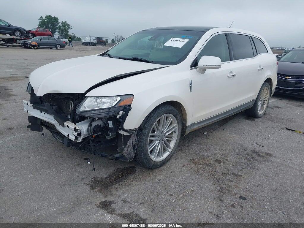 2LMHJ5AT6KBL03341 2019 LINCOLN MKT photo no. 2