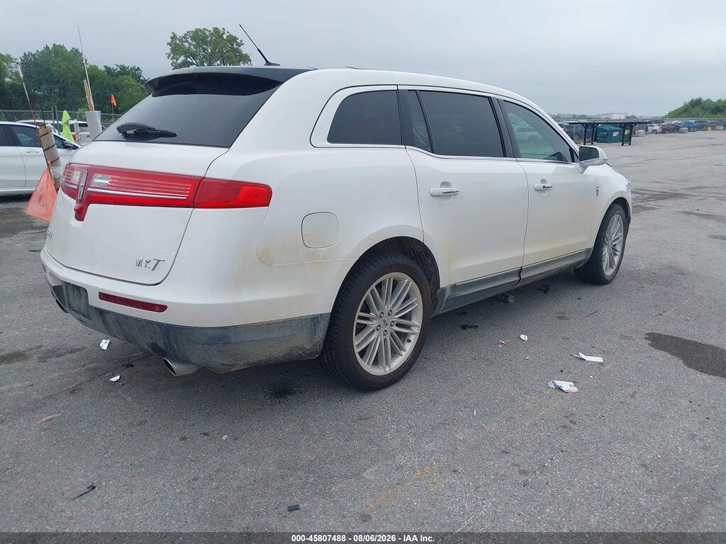 2LMHJ5AT6KBL03341 2019 LINCOLN MKT photo no. 4