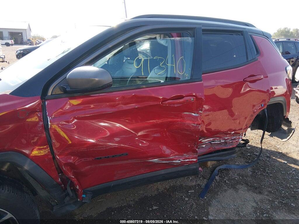 3C4NJDDB4KT669111 2019 JEEP COMPASS photo no. 6