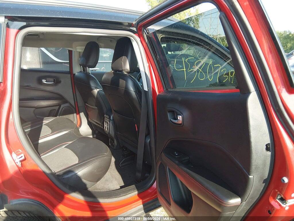 3C4NJDDB4KT669111 2019 JEEP COMPASS photo no. 8