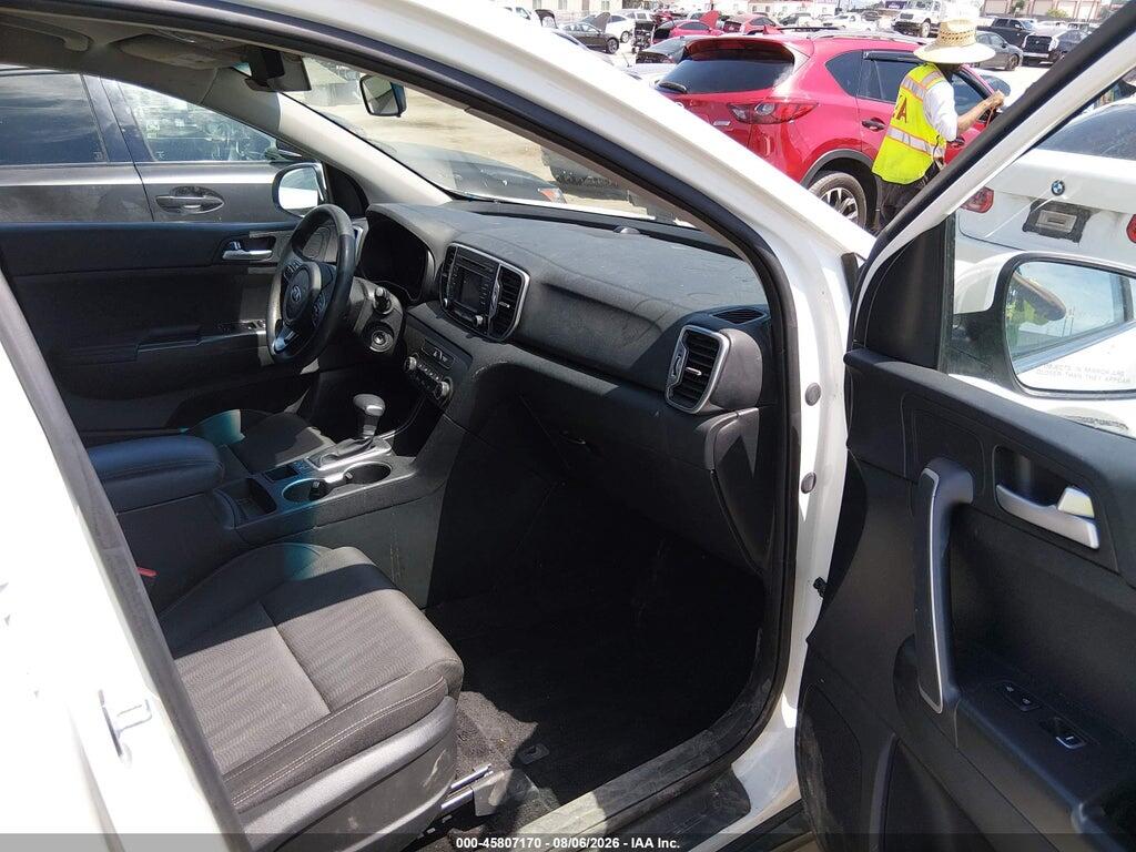 KNDPMCAC5K7510349 2019 KIA SPORTAGE photo no. 5