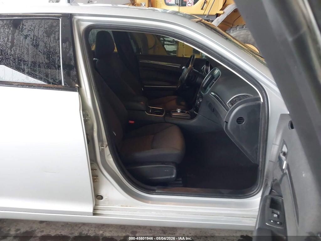 2C3CCARG4KH602509 2019 CHRYSLER 300 photo no. 5