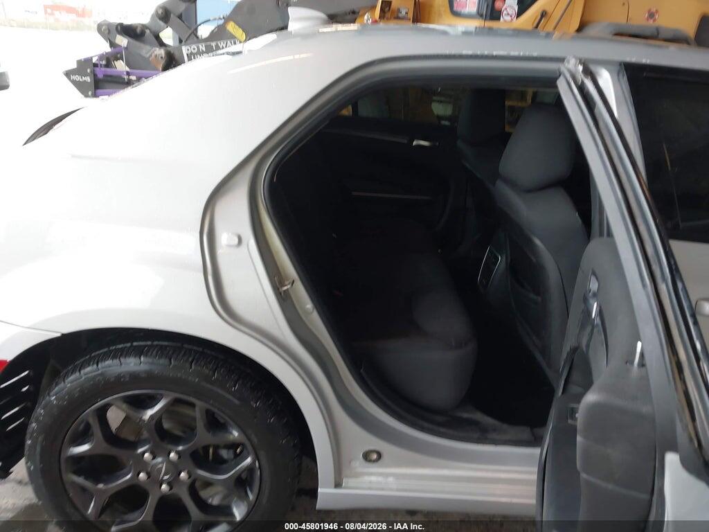 2C3CCARG4KH602509 2019 CHRYSLER 300 photo no. 8