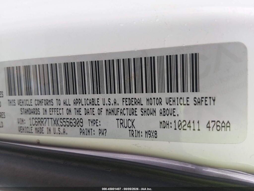 1C6RR7TTXKS556309 2019 RAM 1500 CLASSIC photo no. 9