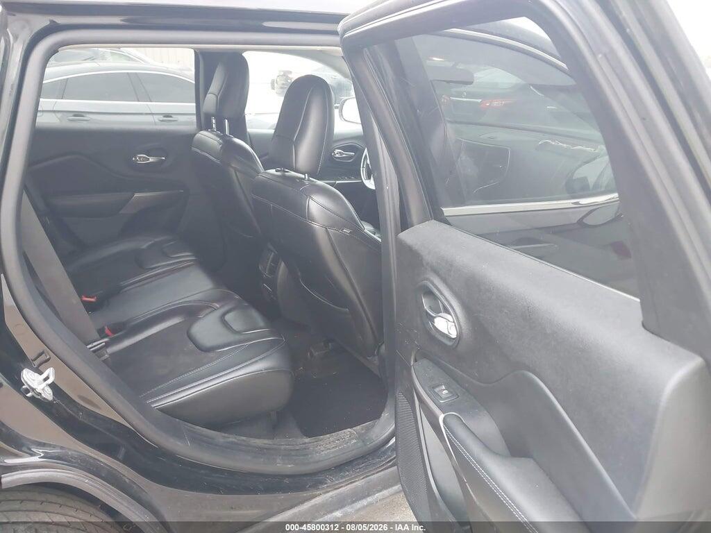 1C4PJMLB7KD417515 2019 JEEP CHEROKEE photo no. 8