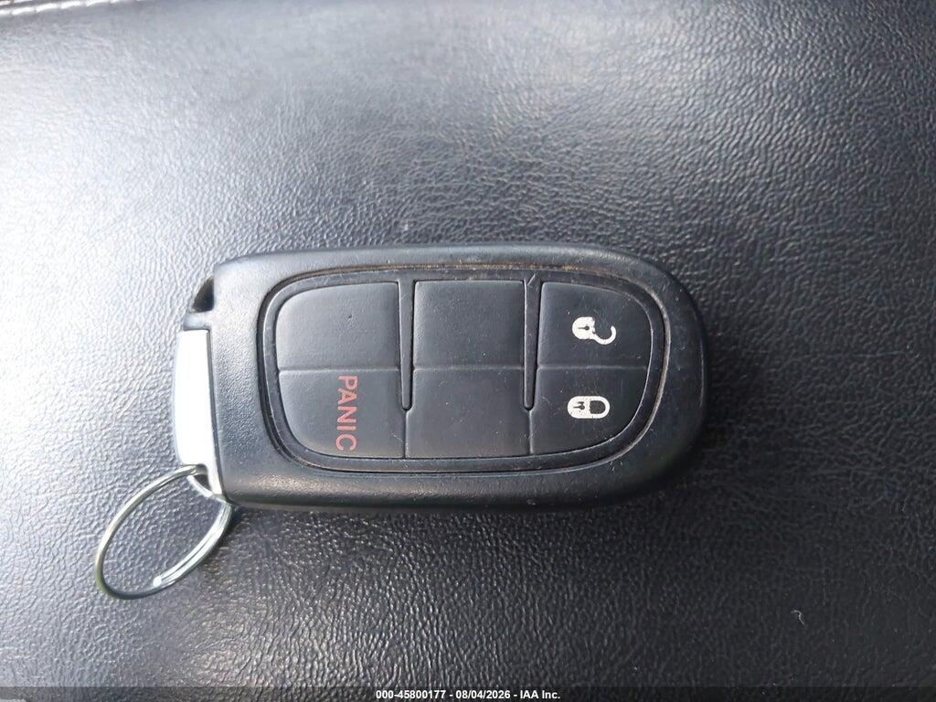 1C4PJMLB0KD199417 2019 JEEP CHEROKEE photo no. 11