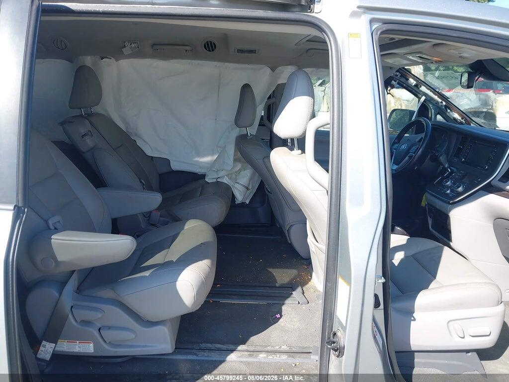 5TDYZ3DC2KS013556 2019 TOYOTA SIENNA photo no. 8