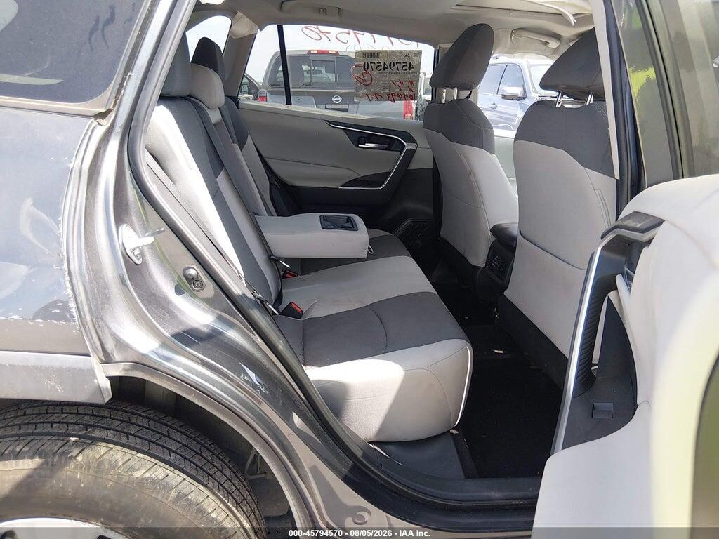 2T3P1RFV6KW042416 2019 TOYOTA RAV4 photo no. 8