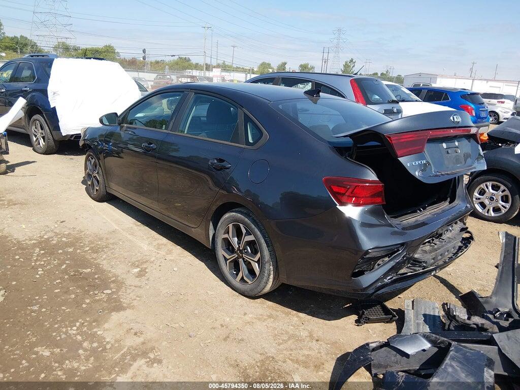 3KPF24AD2KE125802 2019 KIA FORTE photo no. 3