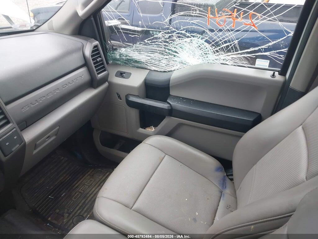1FTBF2B65KEF45914 2019 FORD F-250 photo no. 1
