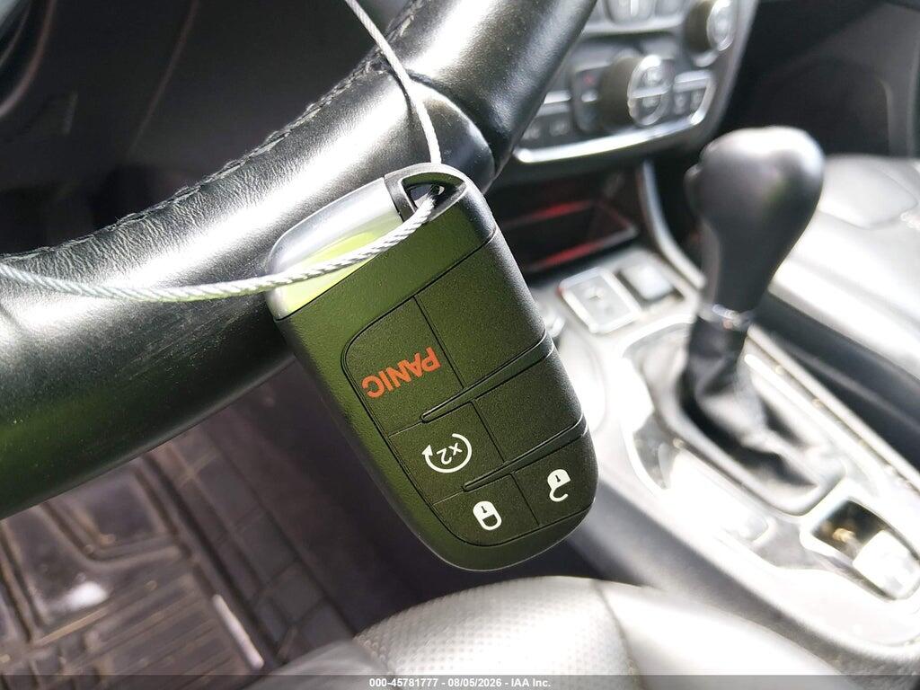 1C4PJMDN0KD117694 2019 JEEP CHEROKEE photo no. 11