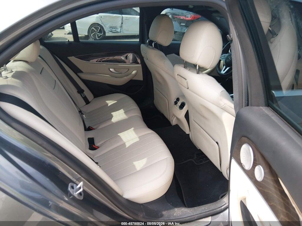 WDDZF4JB7KA644739 2019 MERCEDES-BENZ E 300 photo no. 8
