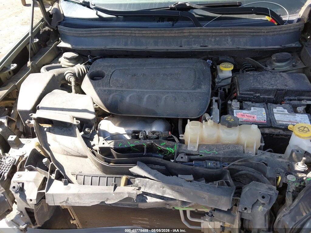 1C4PJLCB3KD370638 2019 JEEP CHEROKEE photo no. 10