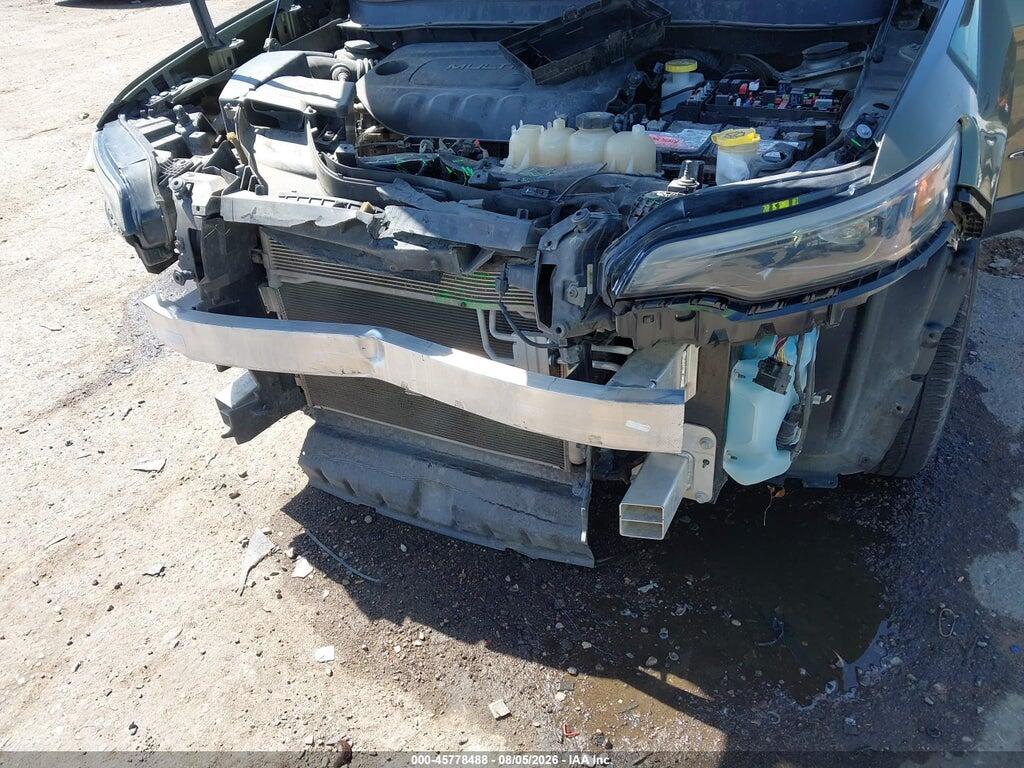 1C4PJLCB3KD370638 2019 JEEP CHEROKEE photo no. 6