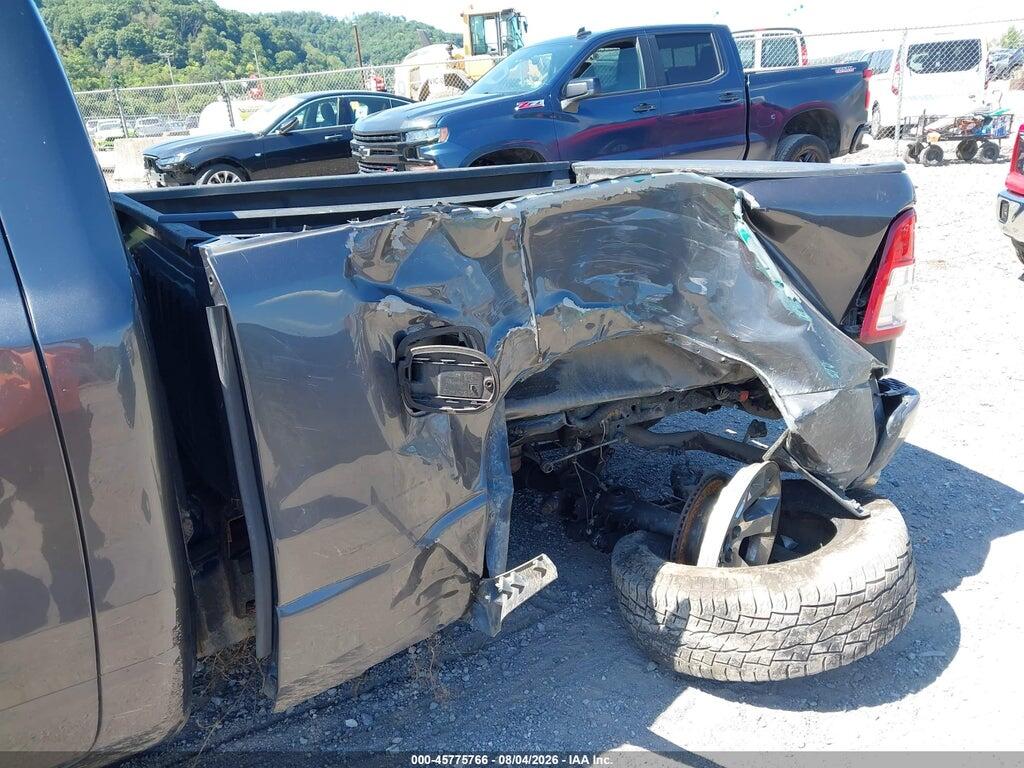 1C6SRFMT6KN699900 2019 RAM 1500 photo no. 6