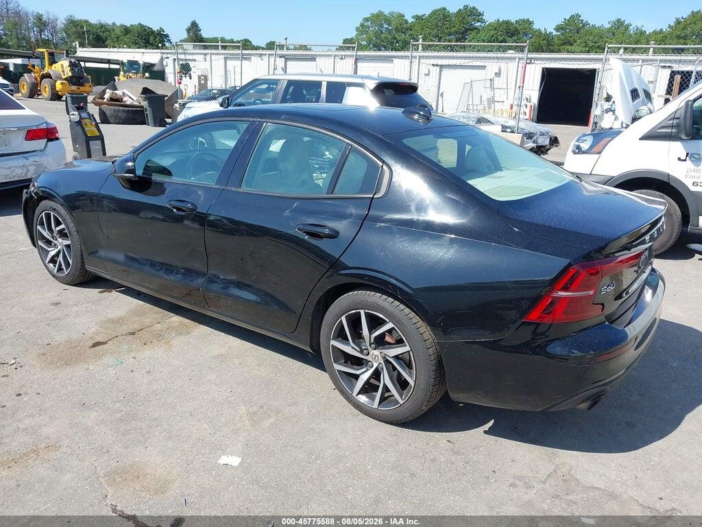 7JR102FK0KG002996 2019 VOLVO S60 photo no. 3
