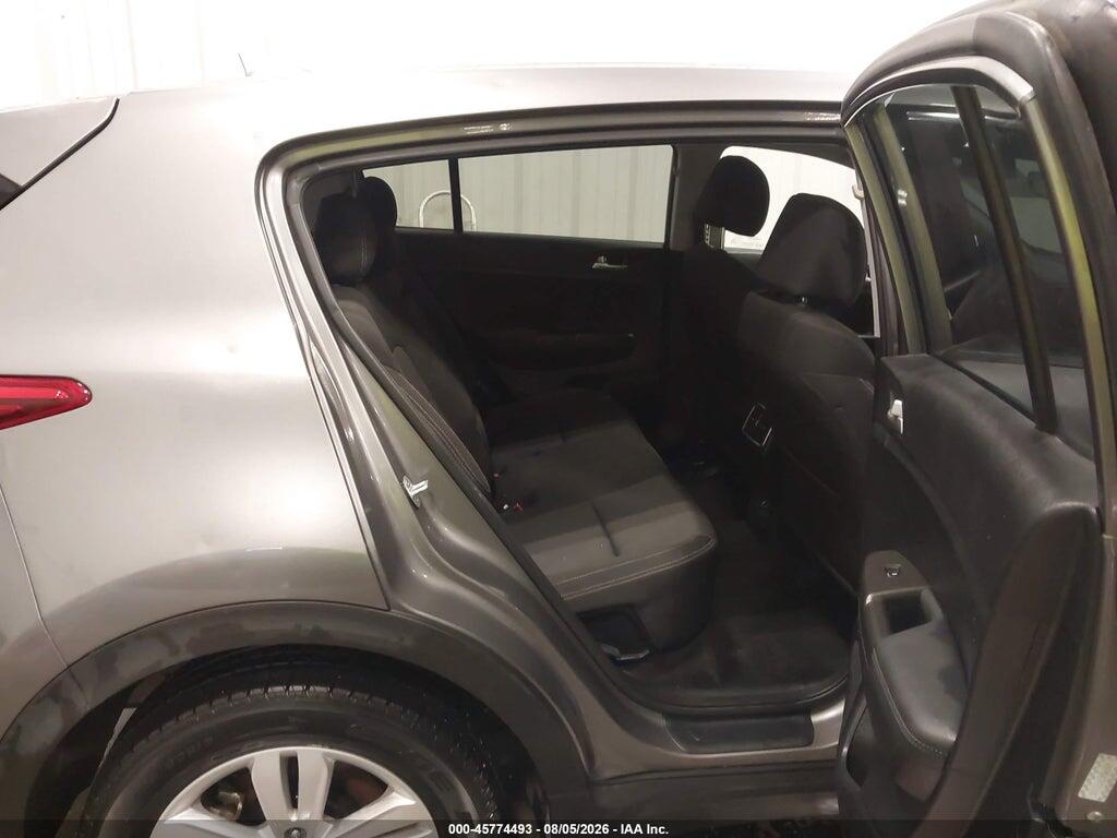 KNDPMCAC7K7536502 2019 KIA SPORTAGE photo no. 8