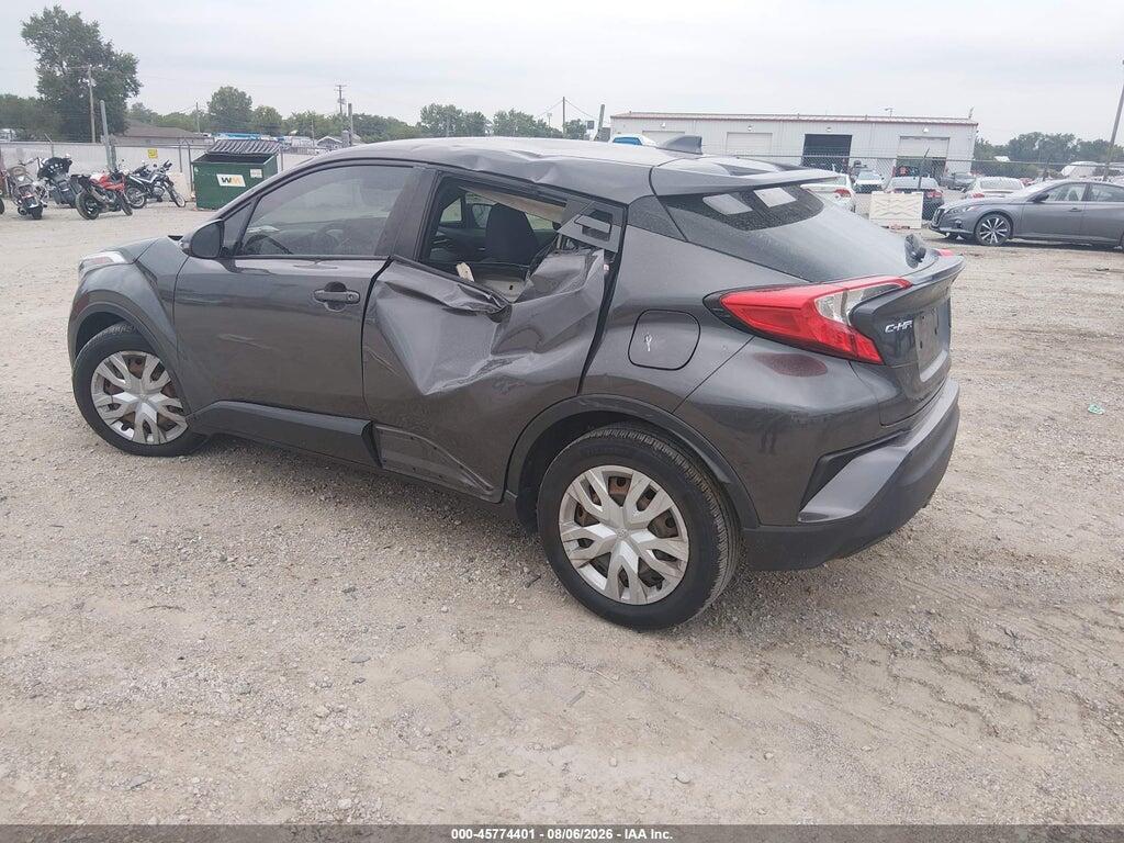 NMTKHMBXXKR094275 2019 TOYOTA C-HR photo no. 3