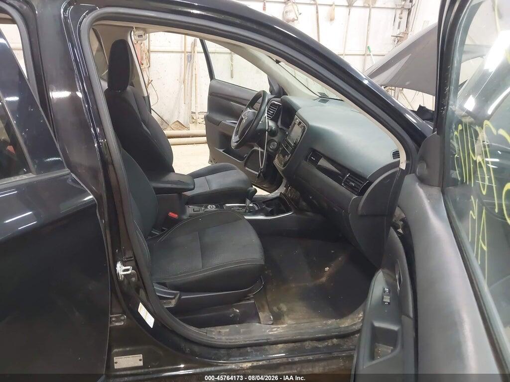 JA4AZ3A38KZ021045 2019 MITSUBISHI OUTLANDER photo no. 5