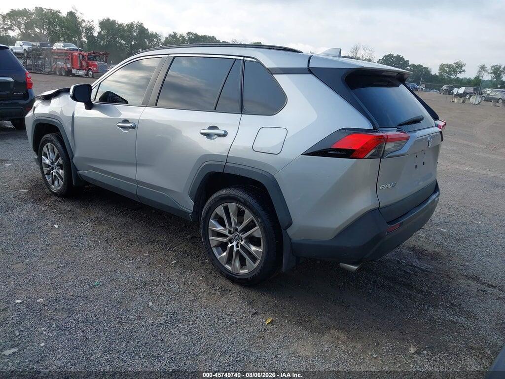 2T3A1RFV4KW070317 2019 TOYOTA RAV4 photo no. 3