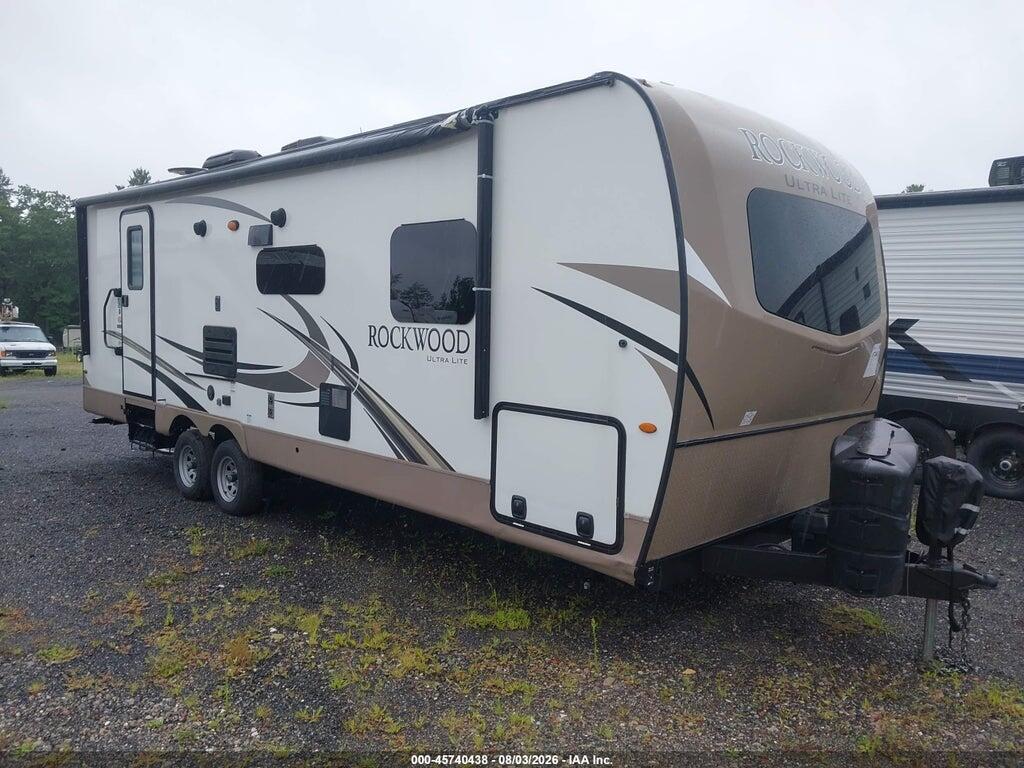 4X4TRLB22KZ158433 2019 ROCKWOOD ULTRA LITE photo no. 1