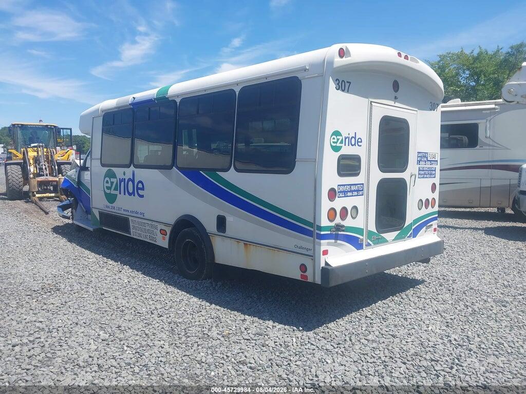 1FDFE4FS6KDC56615 2019 FORD E-450 CUTAWAY photo no. 3