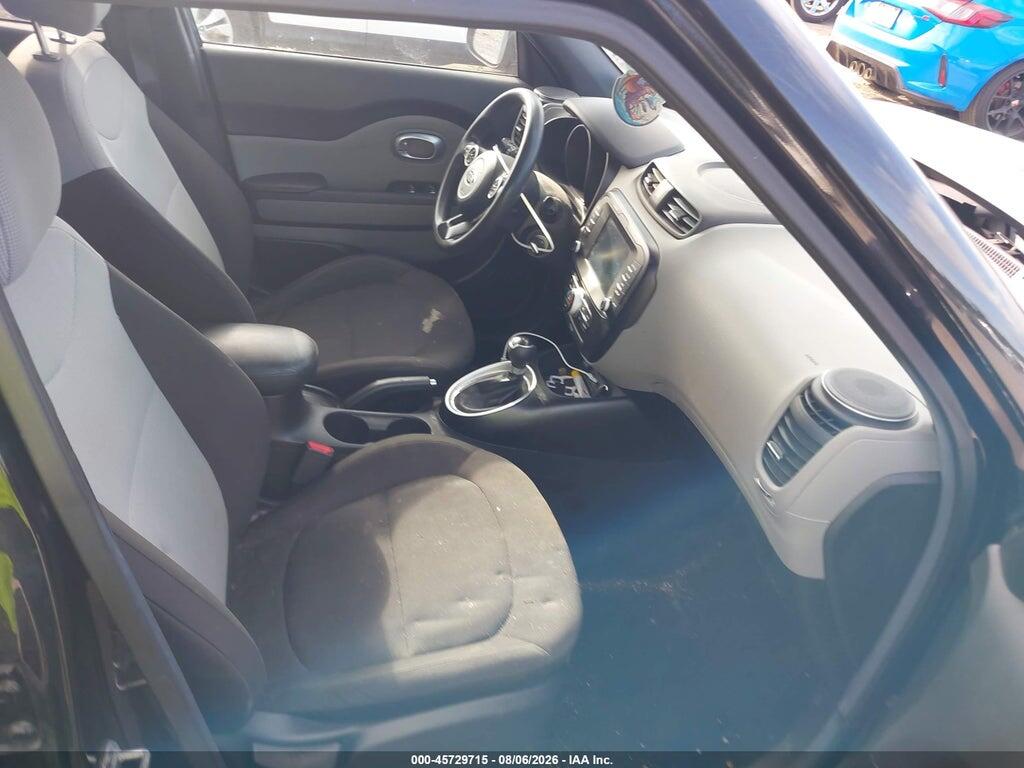 KNDJN2A29K7019609 2019 KIA SOUL photo no. 5