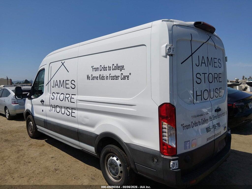 1FTYE2CM2KKA39792 2019 FORD TRANSIT-150 photo no. 3