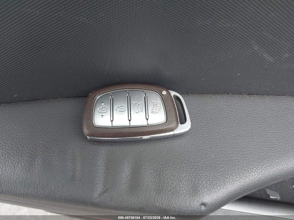 KMHC65LC0LU227650 2020 HYUNDAI IONIQ HYBRID photo no. 11