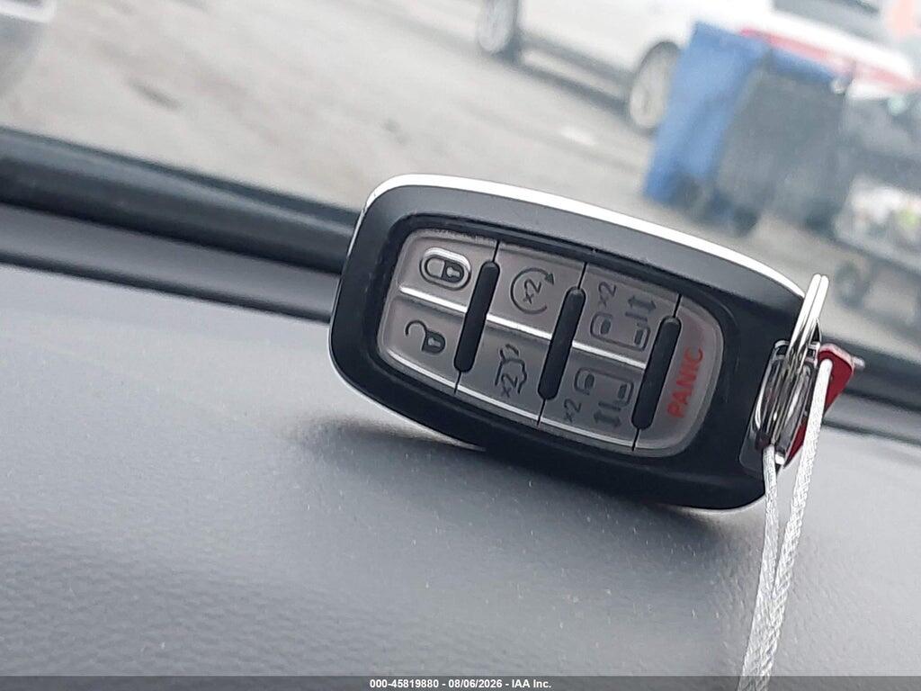2C4RC3BG9LR282742 2020 CHRYSLER PACIFICA photo no. 11