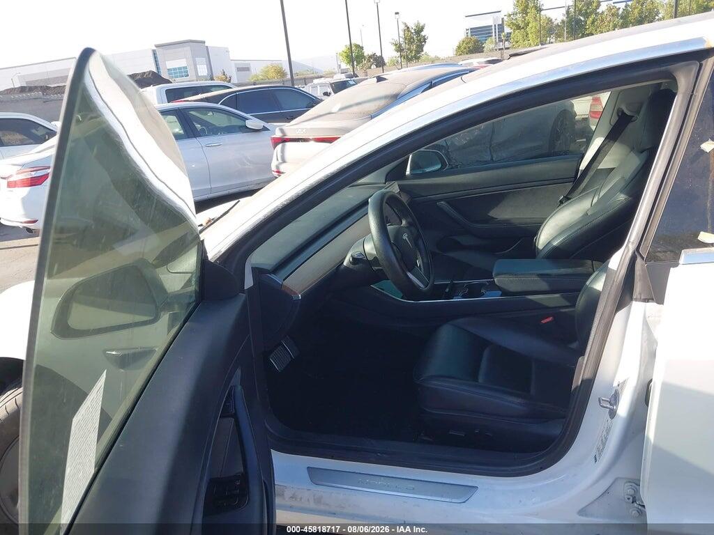 5YJ3E1EA4LF800683 2020 TESLA MODEL 3 photo no. 5