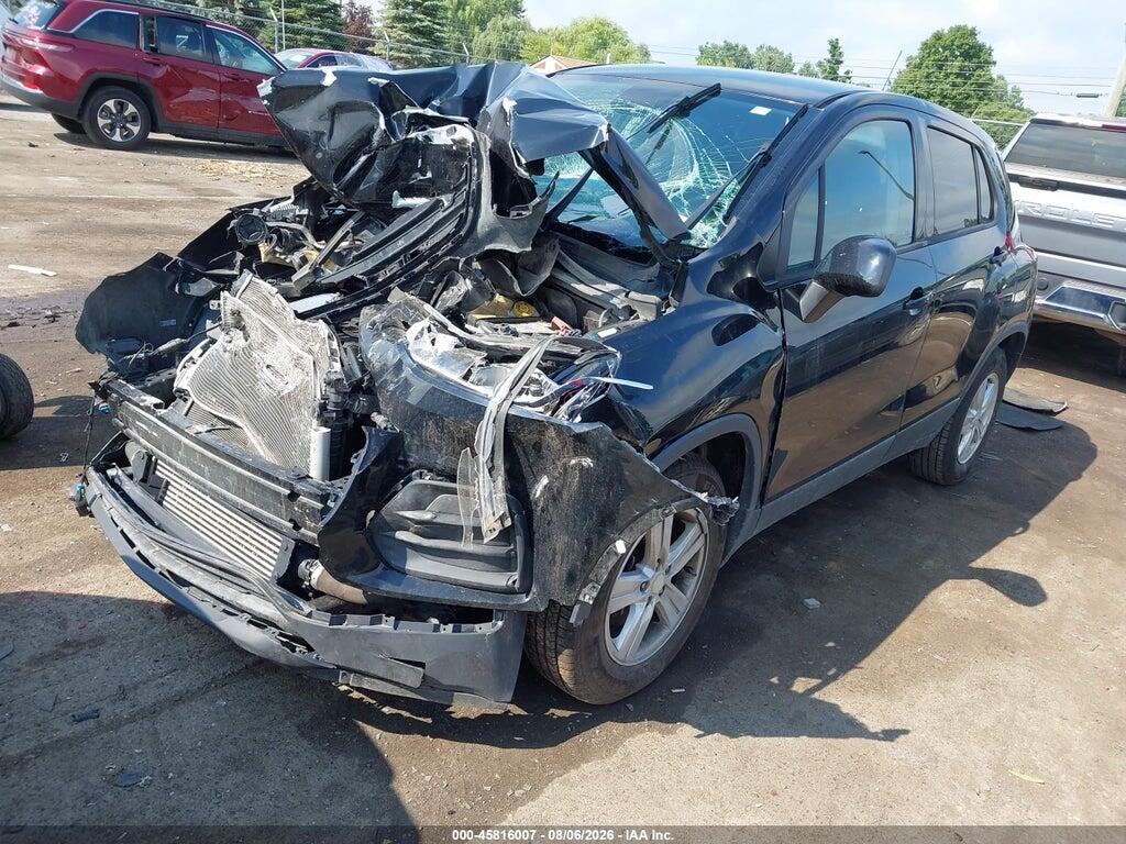 3GNCJKSB3LL137758 2020 CHEVROLET TRAX photo no. 2
