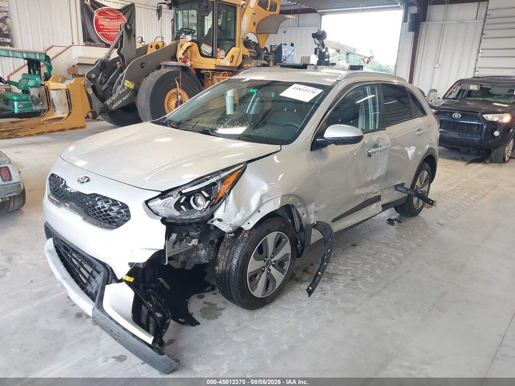 KNDCB3LC8L5359845 2020 KIA NIRO photo no. 2
